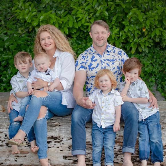 Meet your Posher, Becky - Picture 1 of 1